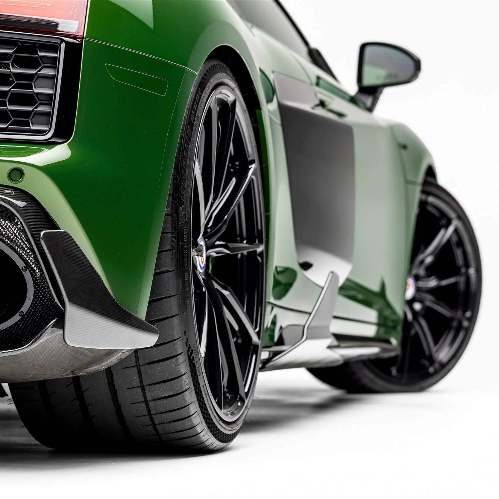 VF Engineering - LMS Carbon Fiber Side Blades - 2016+ Audi R8